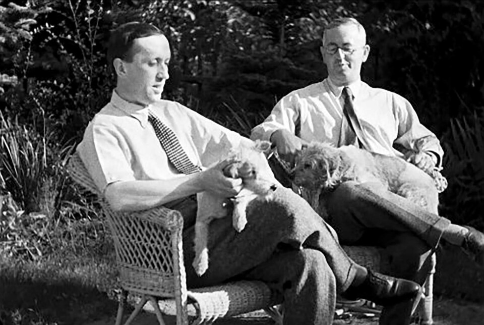 Čapek-brødrene, Karel til venstre. Ca. 1938.