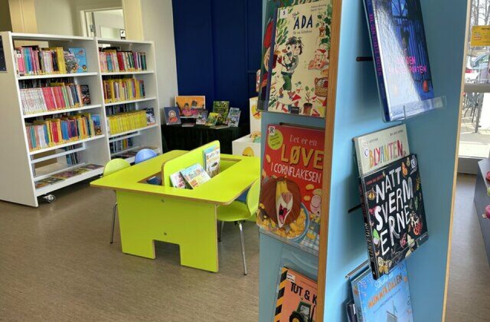 Interiør fra Brandbu bibliotek.