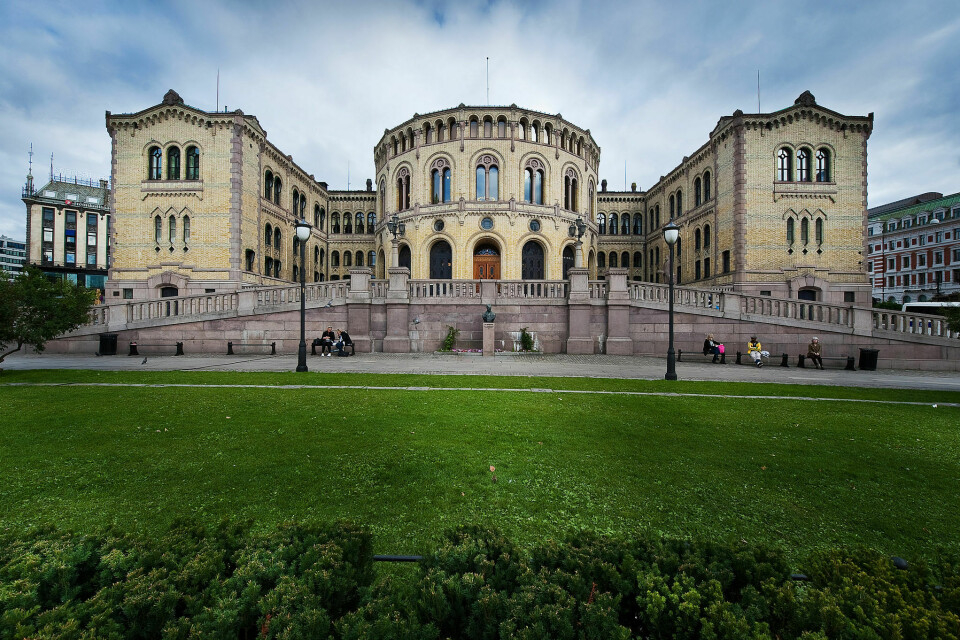 Svein Arne Tinnesand lurer på hva den nye sammensetningen på stortinget vil få å si for bibliotekpolitikken.