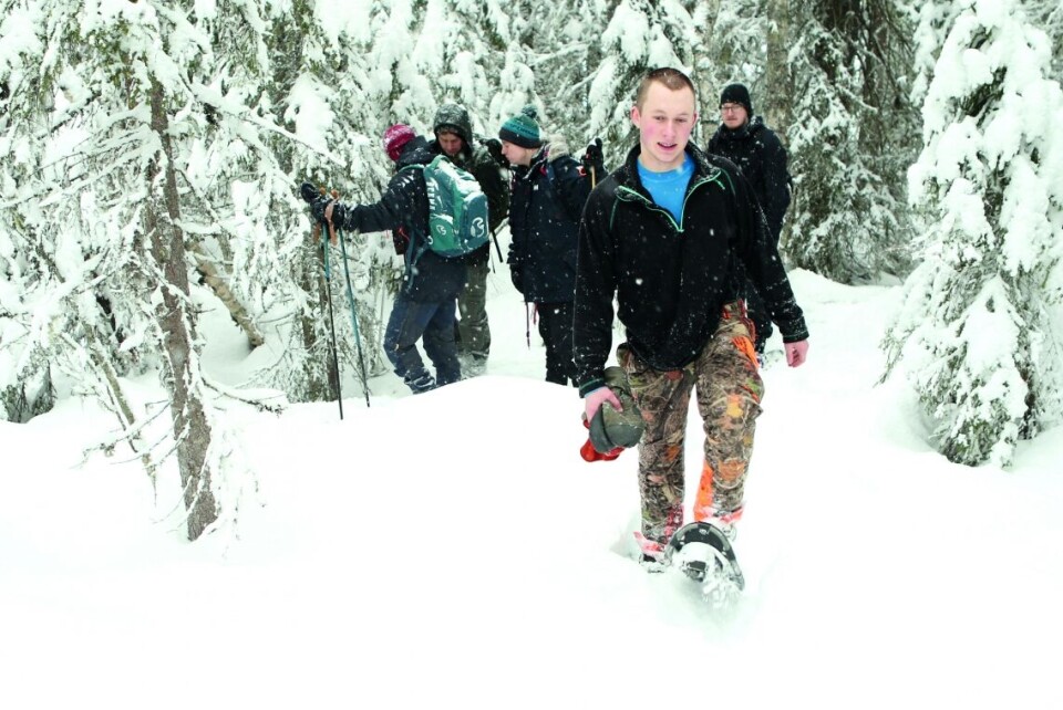 På lånte truger i skogen