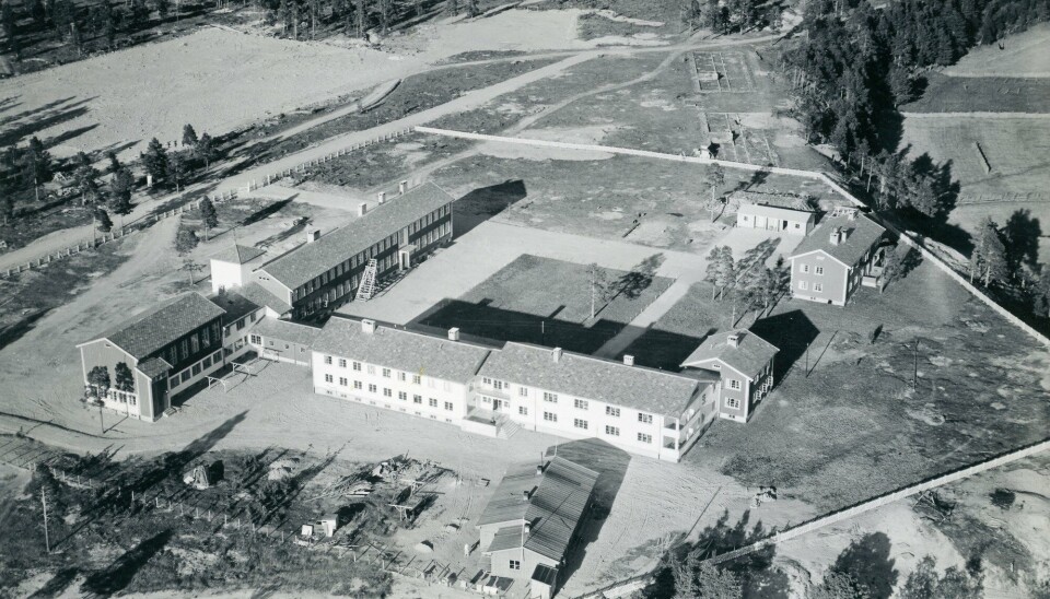 Flyfoto: Internatskolen i Karasjok.