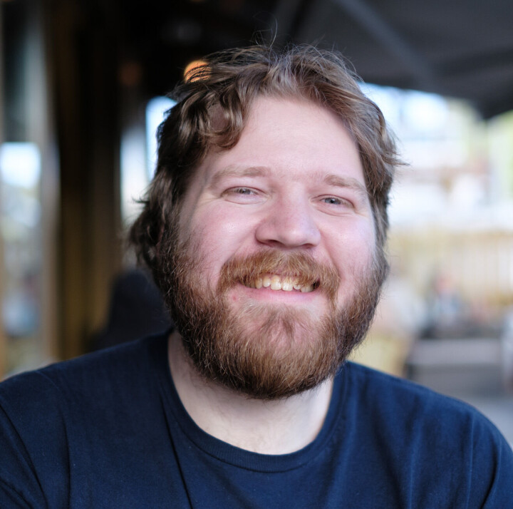 Vanskelig å plassere: – Det har vært vanskelig å plassere hvilken aldersgruppe denne boka er for, sier biblioteksjef Christian Utigard i Tokke.