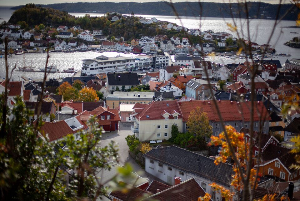 Rosa kulturnav: Biblioteket i
Kragerø er meir enn eit bibliotek.
Det er byen sitt kulturhus. Dette
seier lånarar, tilsette og politikarar
Bok & bibliotek har snakka med.
Likevel må arbeidsstokken meir
enn halverast.