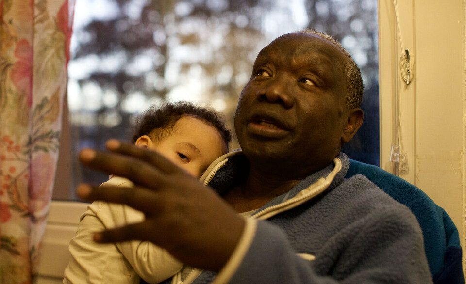 – Ta sjansen: – Det er aldri hundre prosent sikkert, så du må bare ta en sjanse. Kjærlighet er å ta en sjanse, sier Charles Oruk.