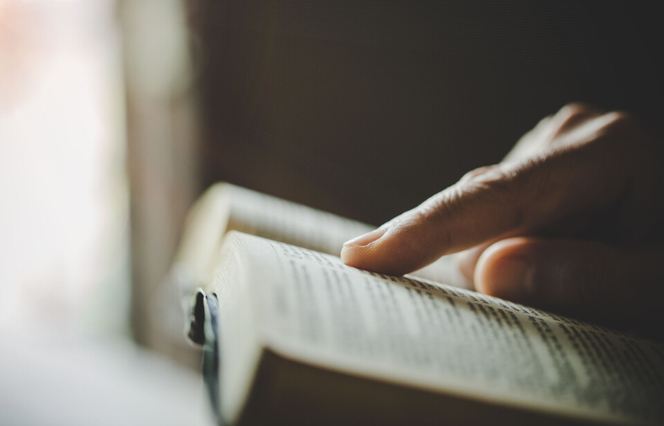 Ingen påske utan: Bibelen – boka som er utgangspunkt for heile påska – kjem i stadig nye utgåver. Kvifor? Og kva skil den nyaste norske frå dei eldre?