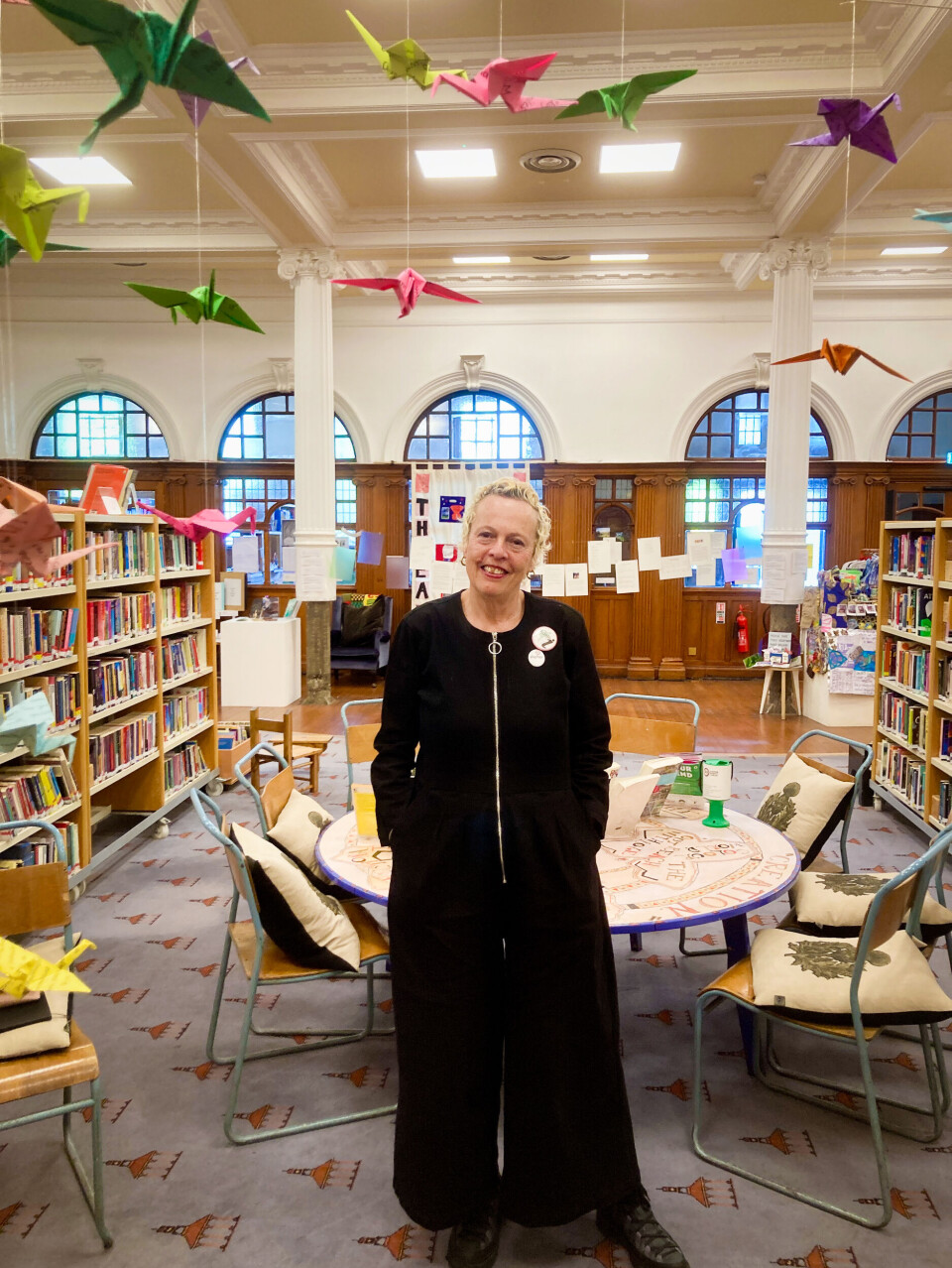 Kreativt: En av Glasgow women´s librarys´s grunnleggere, Adele Patrick, er nå organisasjonens visedirektør. – Det har vært litt av en reise. Jeg ser GWL nesten som et kunstverk i seg selv. En arena for nysgjerrighet, nye oppdagelser og debatt.