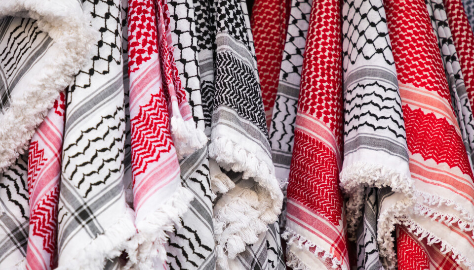 Mening: Kefijemønsteret er blitt et symbol for palestinernes frihetskamp, men symbolstyrken varierer med det politiske klimaet, skriver Kjersti Egge.