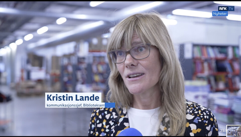 På Kveldsnytt: 2. september fotalte Biblioteksentralens kommunikasjonssjef Kristin Lande til NRK-nyhetene at sommerens utsendingsproblemer var i ferd med å bli løst.