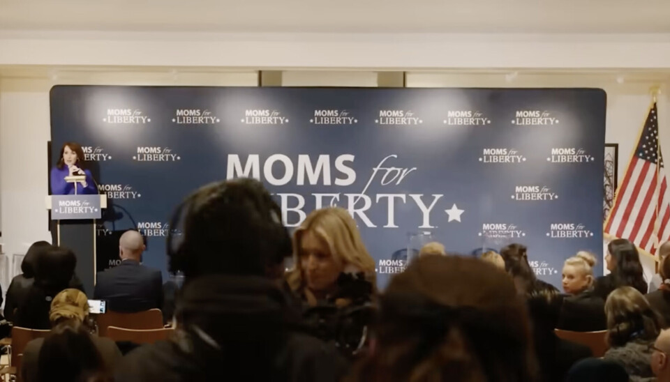 Mødre med makt: Organisasjonen Moms for Liberty står bak mye av de siste årenes bokforbud i USA, med støtte fra blant andre Florida-guvernør Ron DeSantis og USAs president Donald Trump.